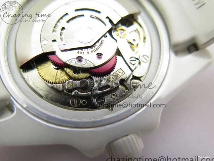 40mm 5GF Best Green Dial White Edition Submariner Strap White Ceramic Rubber SA3135 on 0209